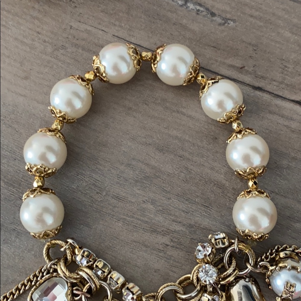 Betsey Johnson earring and bracelet bundle - Picture 4 of 6